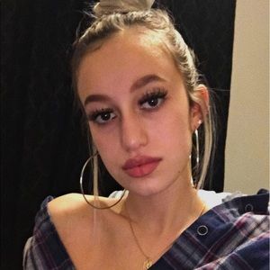 Meet your Posher, Tani